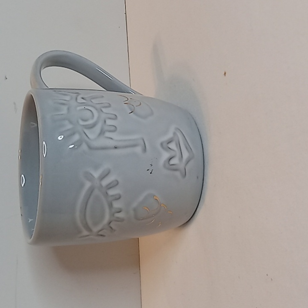 2016 Starbucks Anniversary Grey Kiss Wink Face 11oz Mug Hard To Find Collector